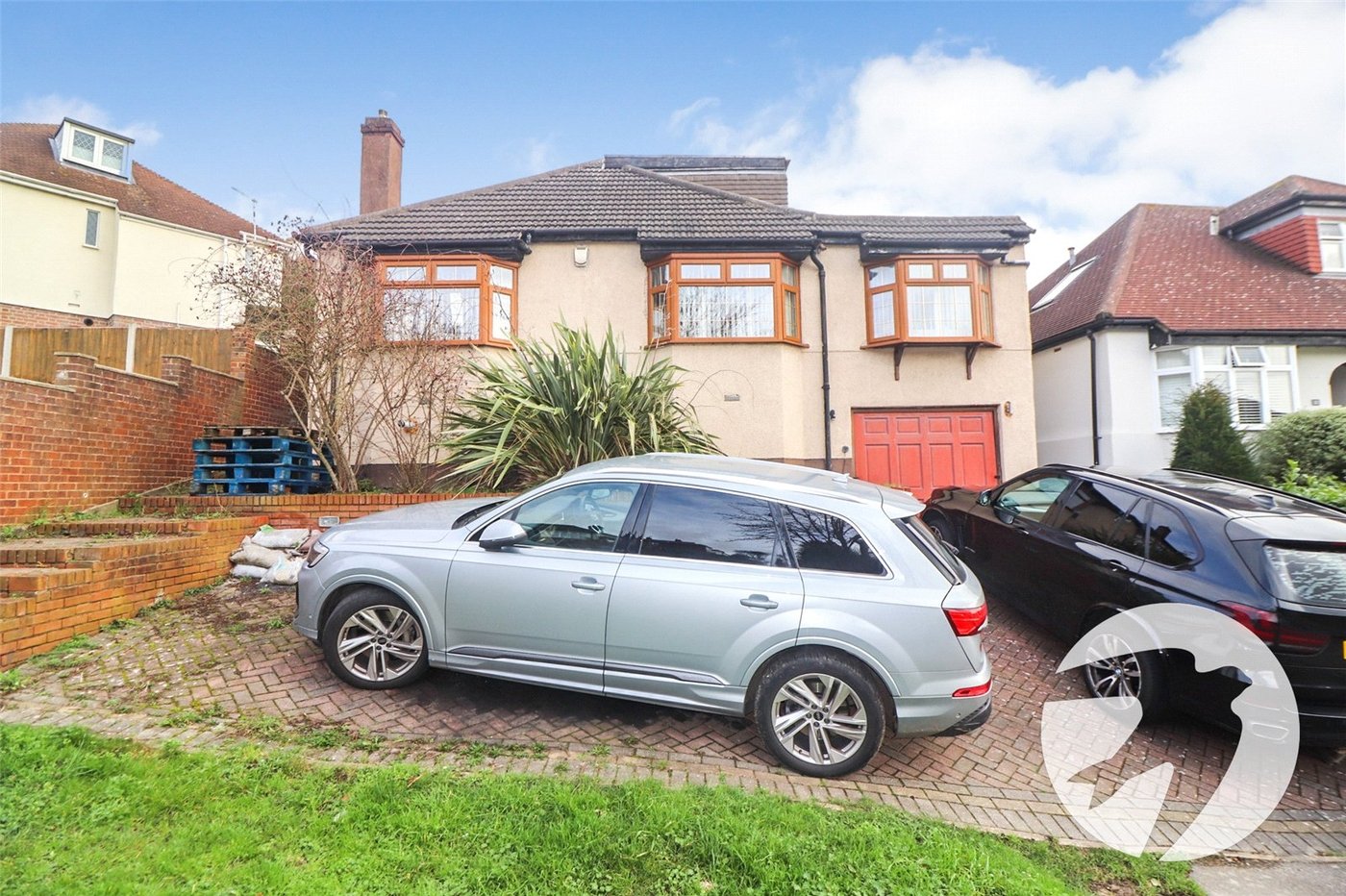 4 bedroom bungalow for sale in Bexleyheath | Robinson Jackson