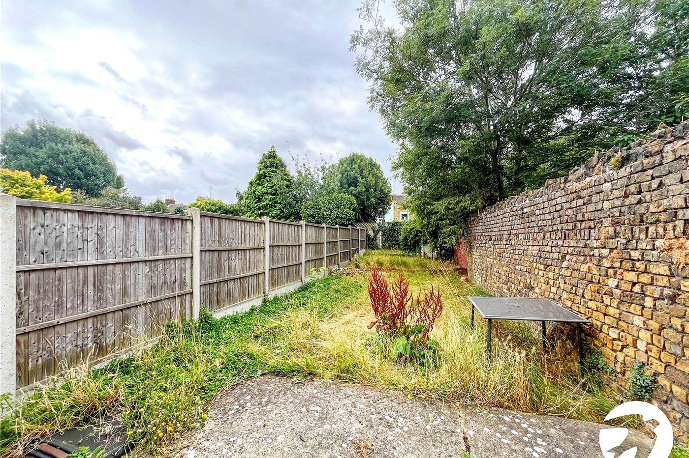 2 bedroom house for sale in Sittingbourne | Robinson Michael & Jackson