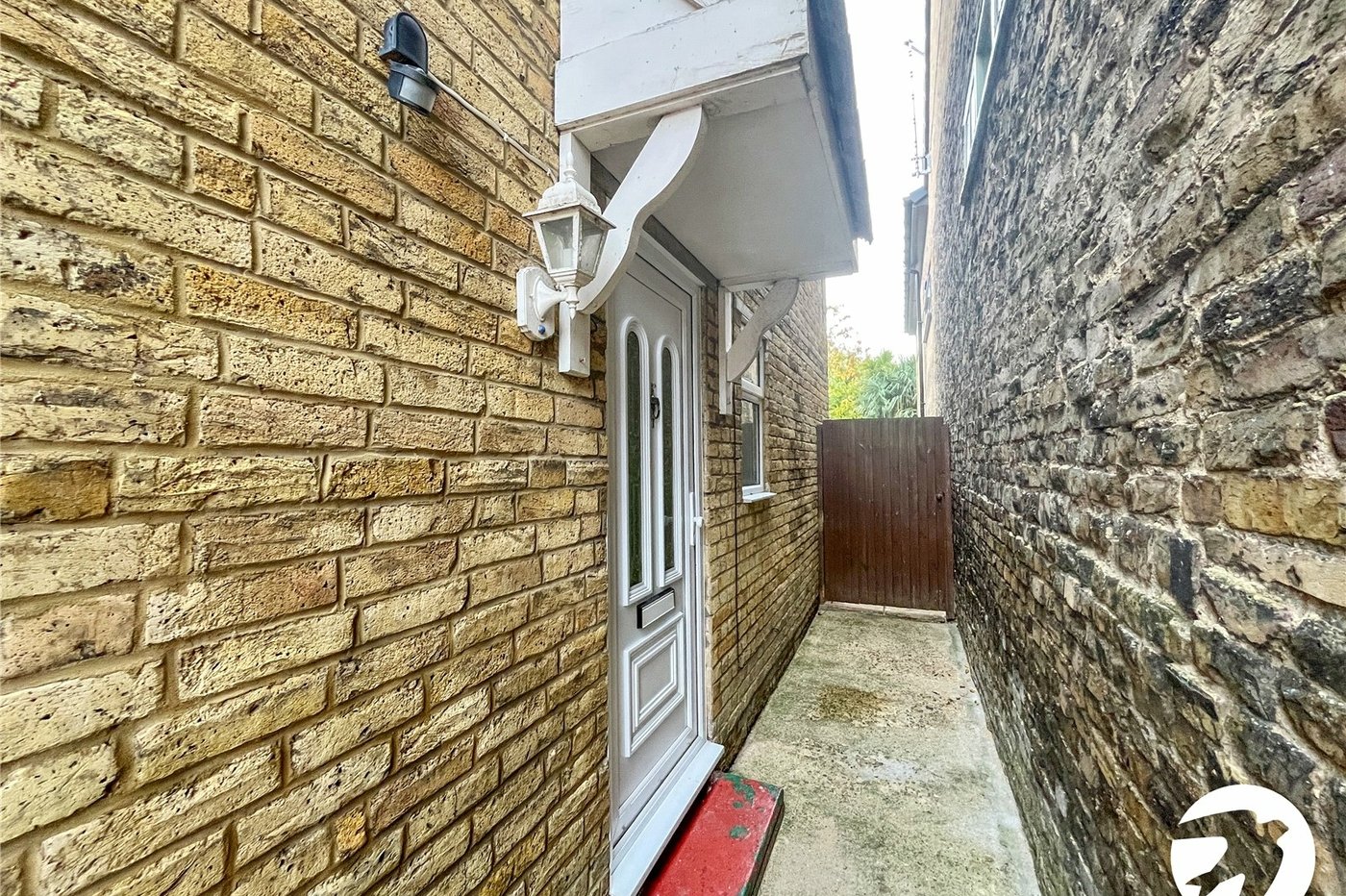 1 bedroom property for sale in Sittingbourne | Robinson Michael & Jackson