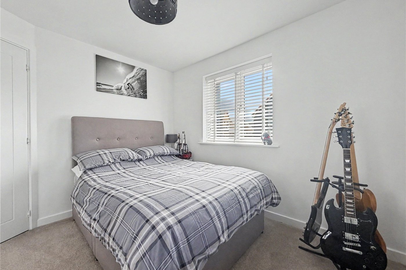 4 bedroom house for sale in Rainham | Robinson Michael & Jackson