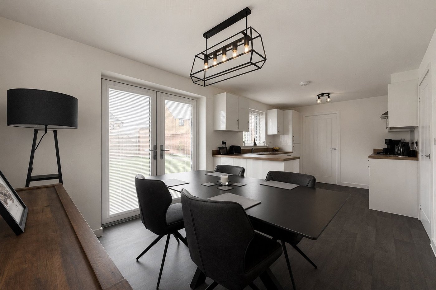 4 bedroom house for sale in Rainham | Robinson Michael & Jackson
