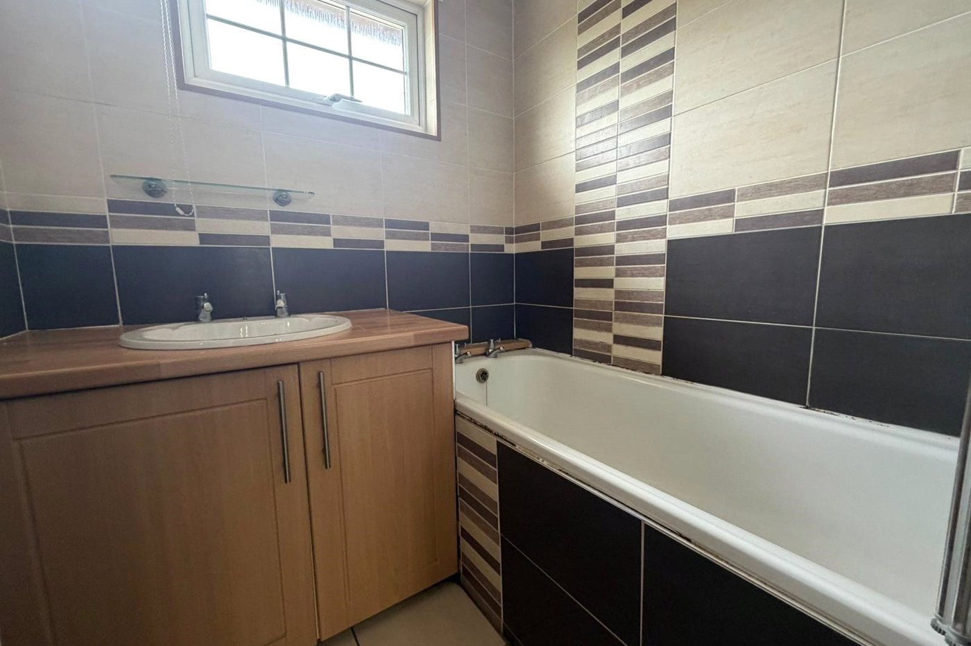 3 bedroom house for sale in Gravesend | Robinson Michael & Jackson