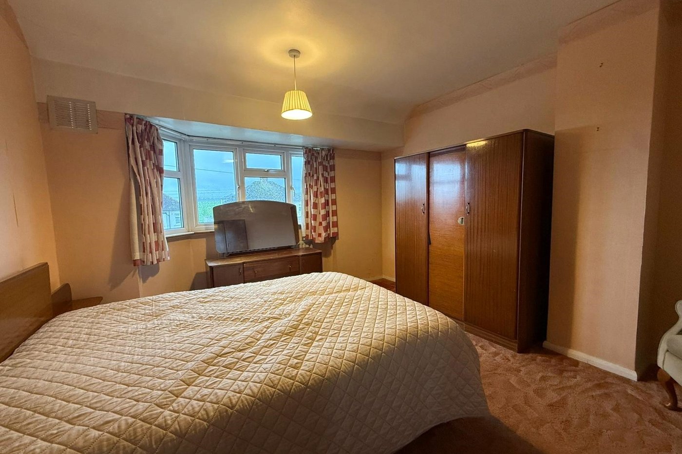 3 bedroom house for sale in Gravesend | Robinson Michael & Jackson