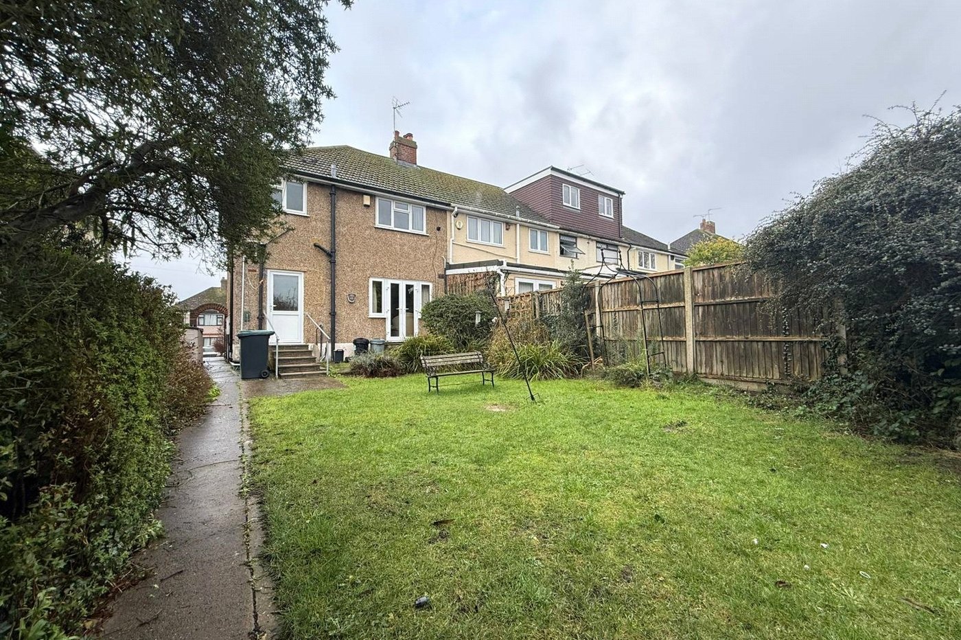 3 bedroom house for sale in Gravesend | Robinson Michael & Jackson