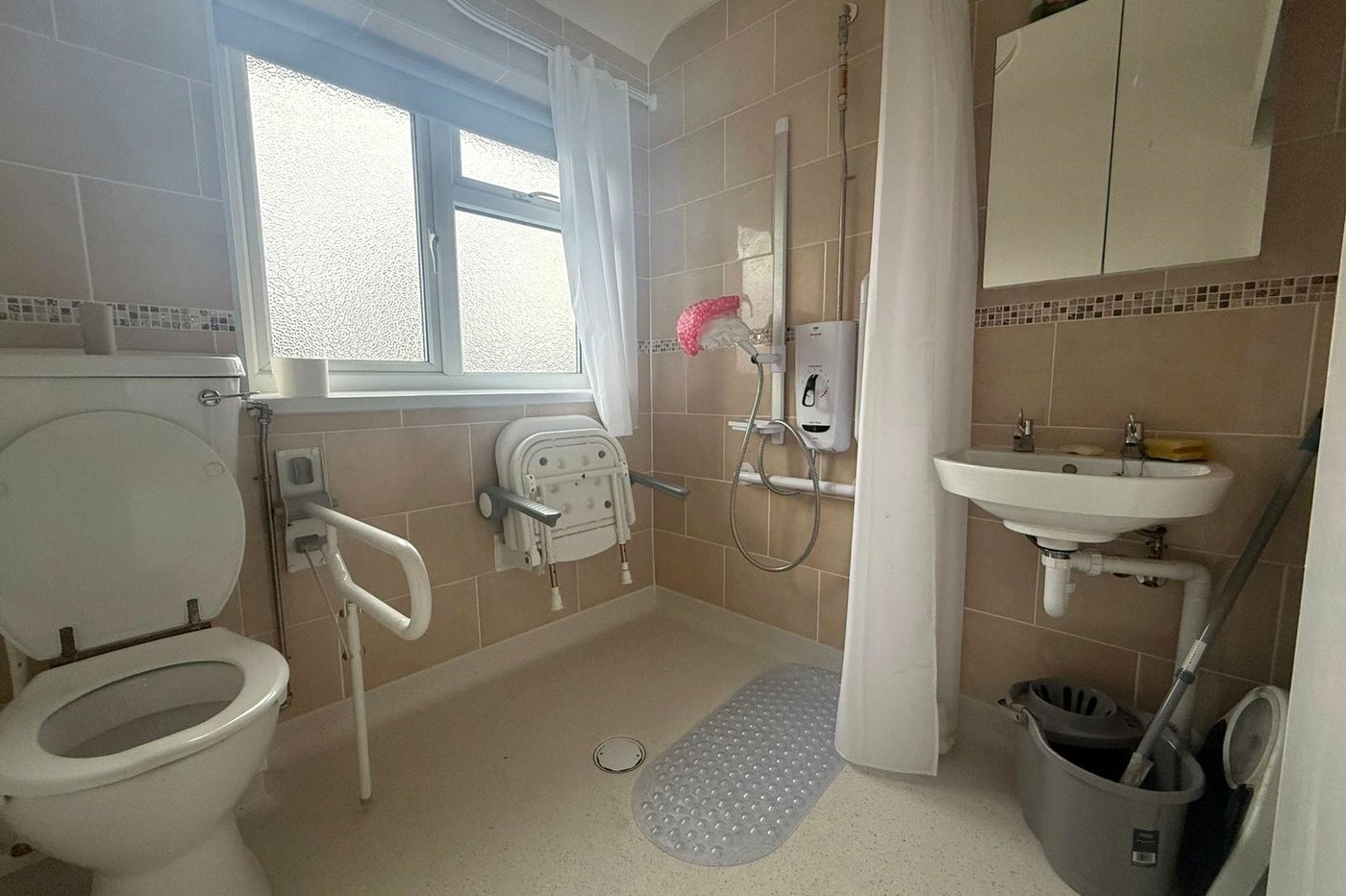 3 bedroom house for sale in Gravesend | Robinson Michael & Jackson