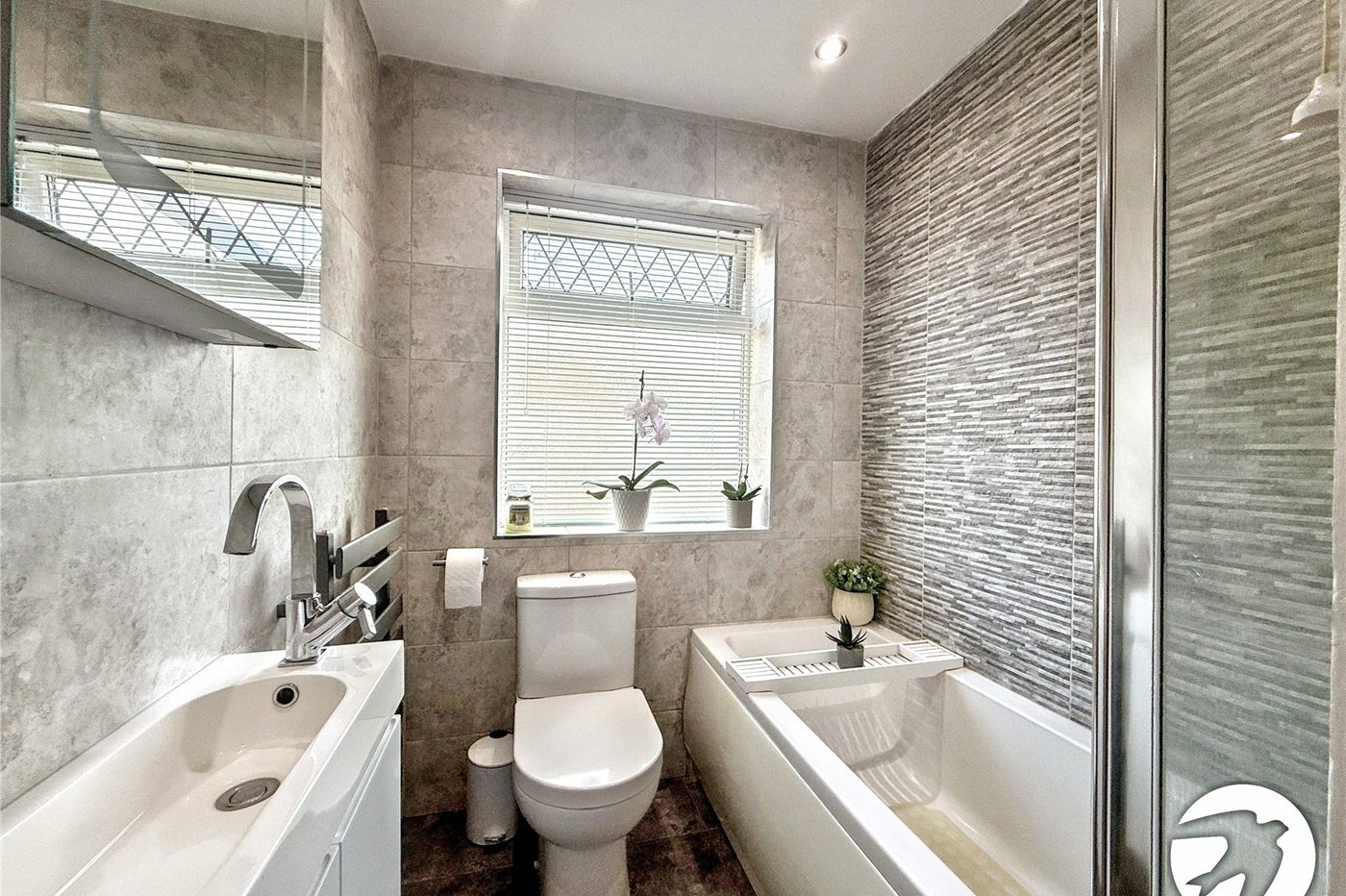 3 bedroom house for sale in Twydall | Robinson Michael & Jackson