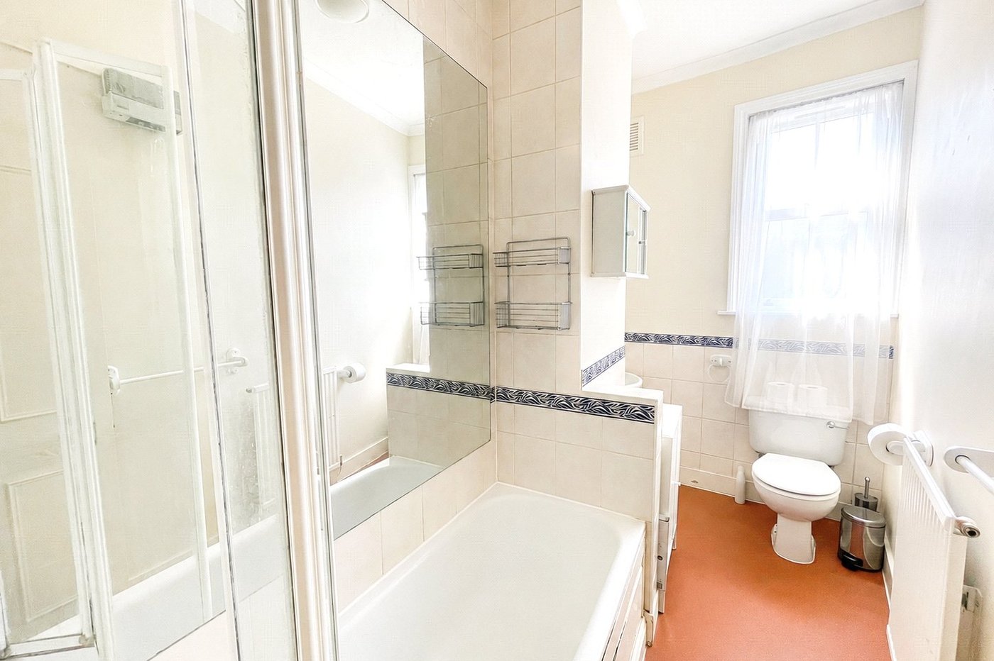 1 bedroom property for sale in London | Robinson Jackson