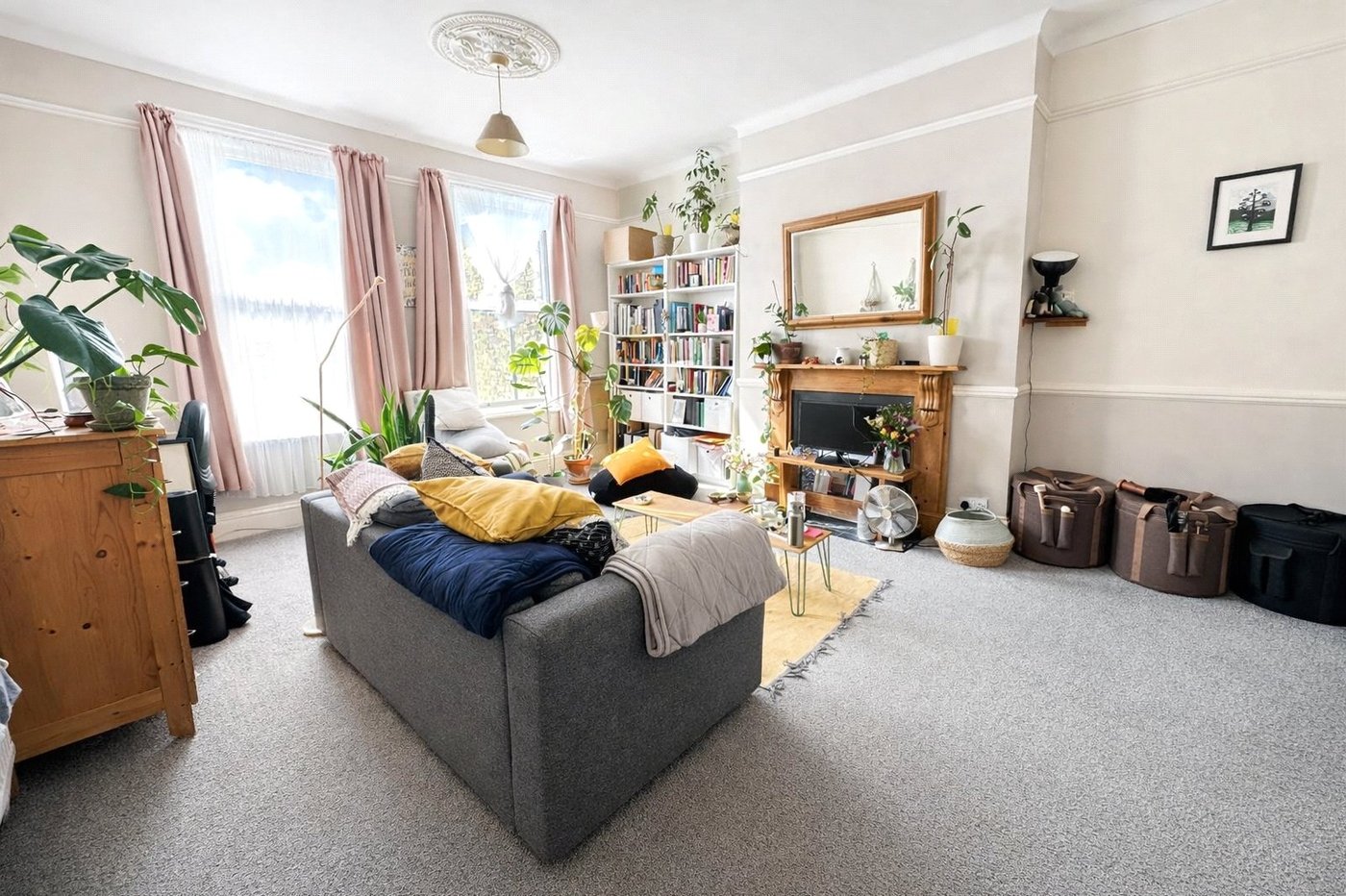 1 bedroom property for sale in London | Robinson Jackson