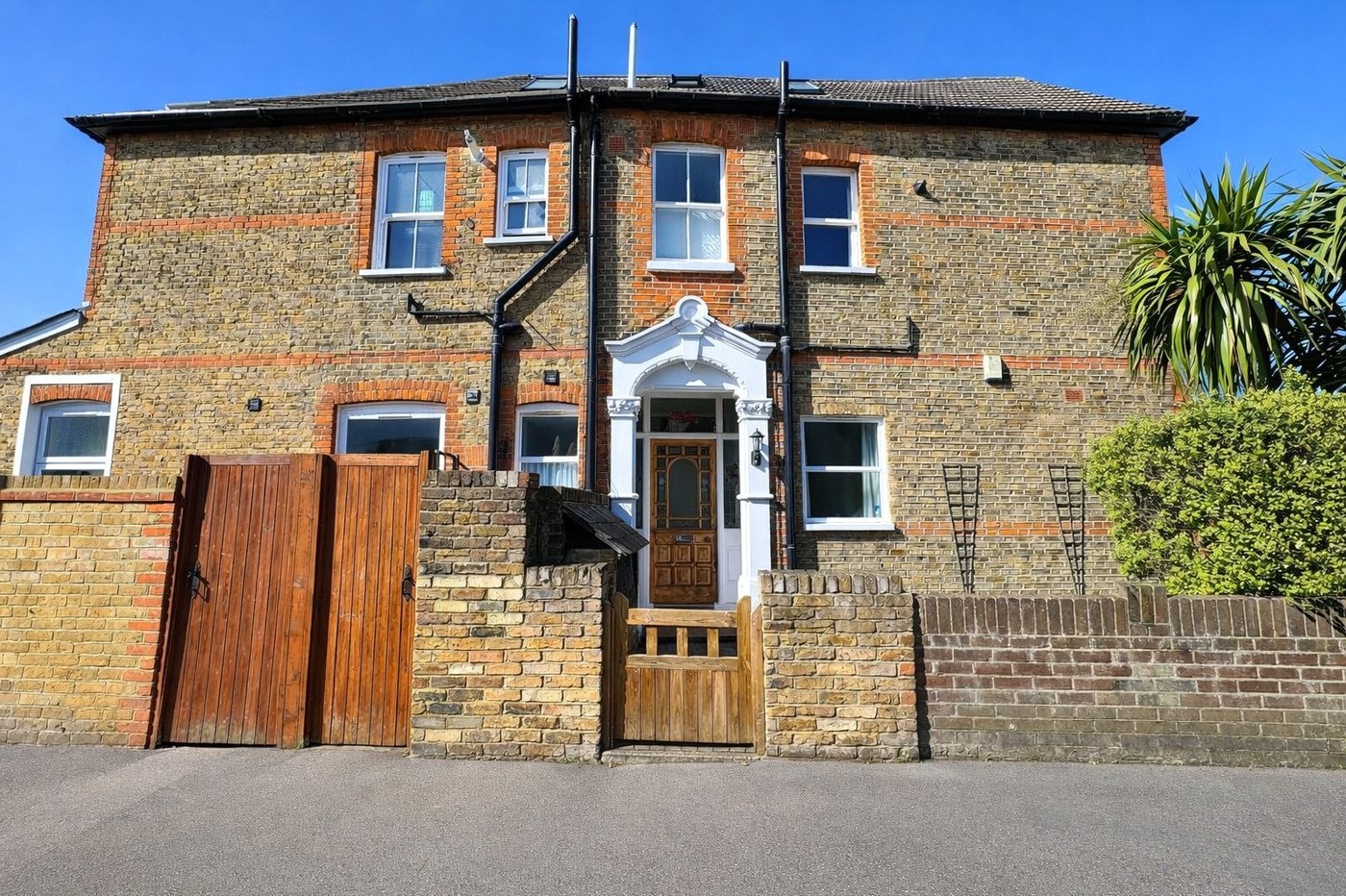 1 bedroom property for sale in London | Robinson Jackson