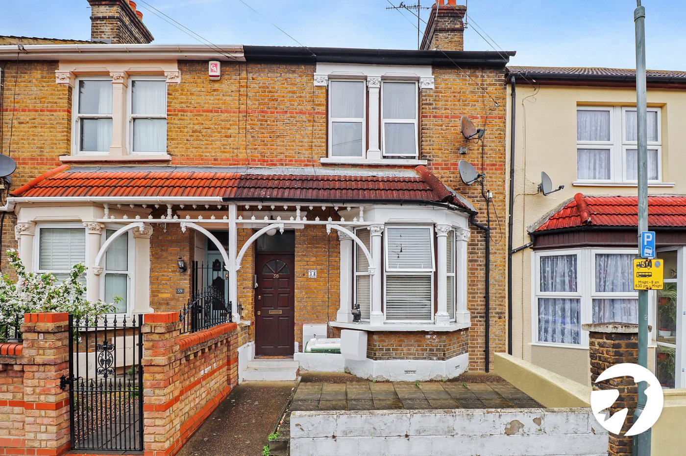 2 bedroom property for sale in Belvedere | Robinson Jackson