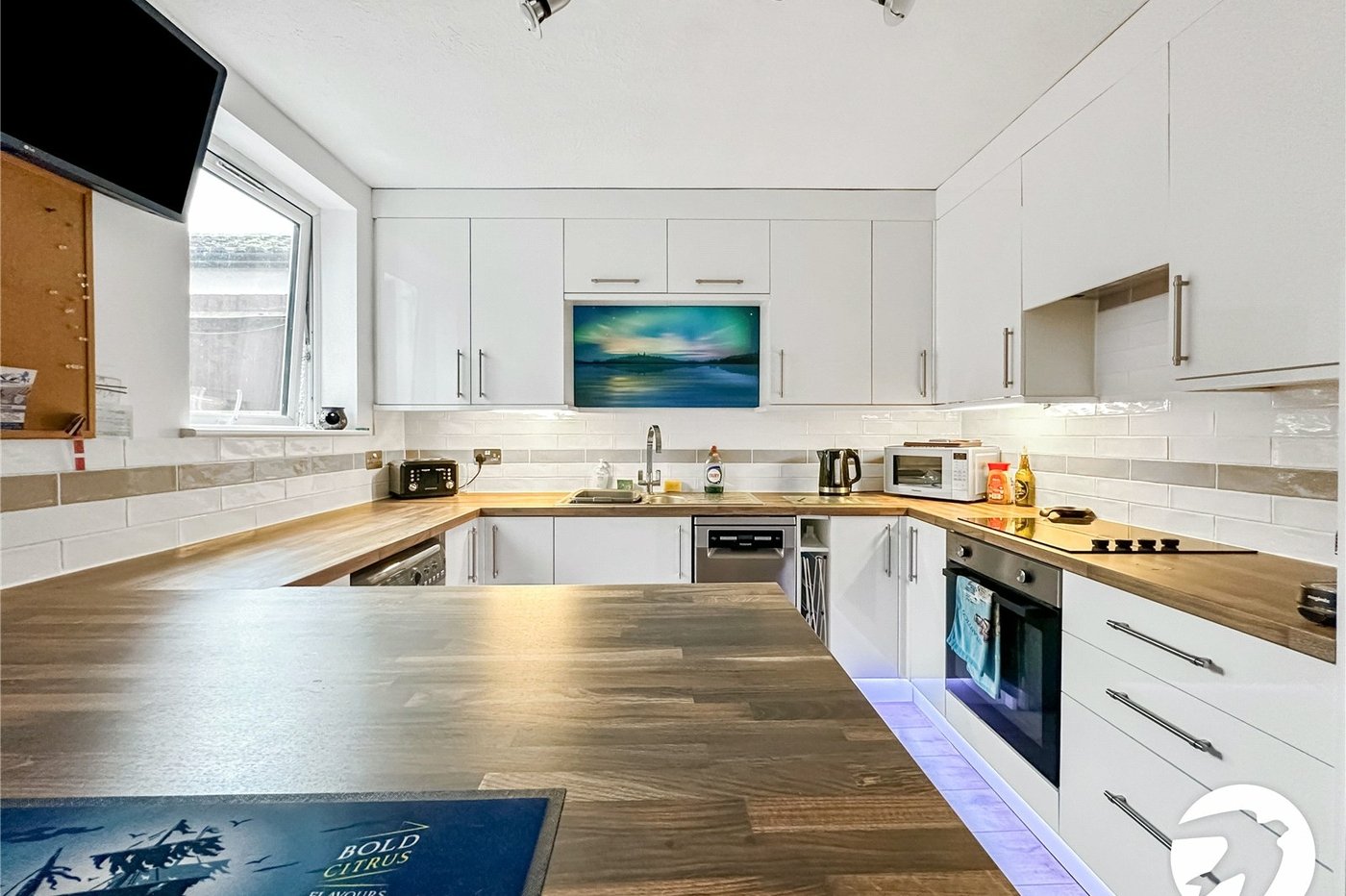 2 bedroom house for sale in Chatham | Robinson Michael & Jackson