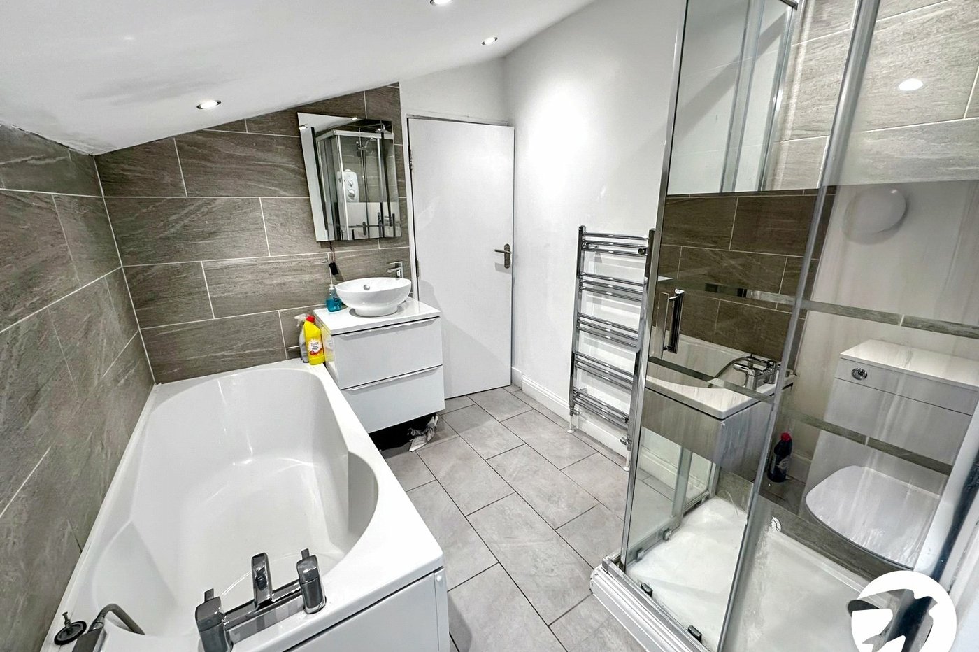 2 bedroom house for sale in Chatham | Robinson Michael & Jackson