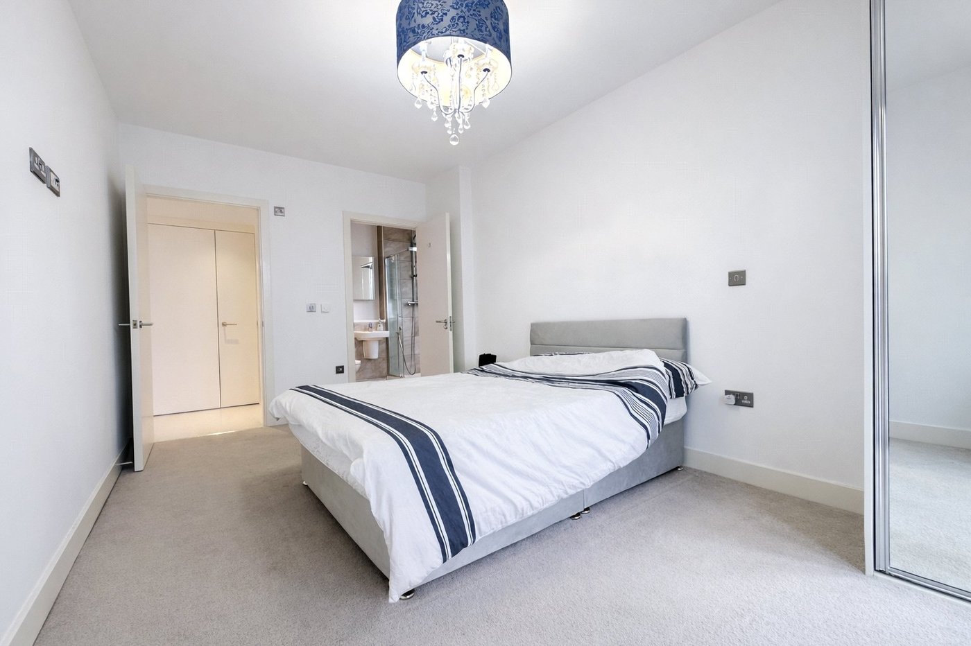 3 bedroom property for sale in Middleton Way | Robinson Jackson