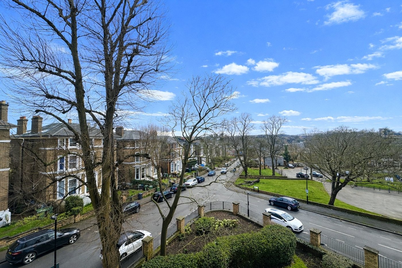 3 bedroom property for sale in Middleton Way | Robinson Jackson