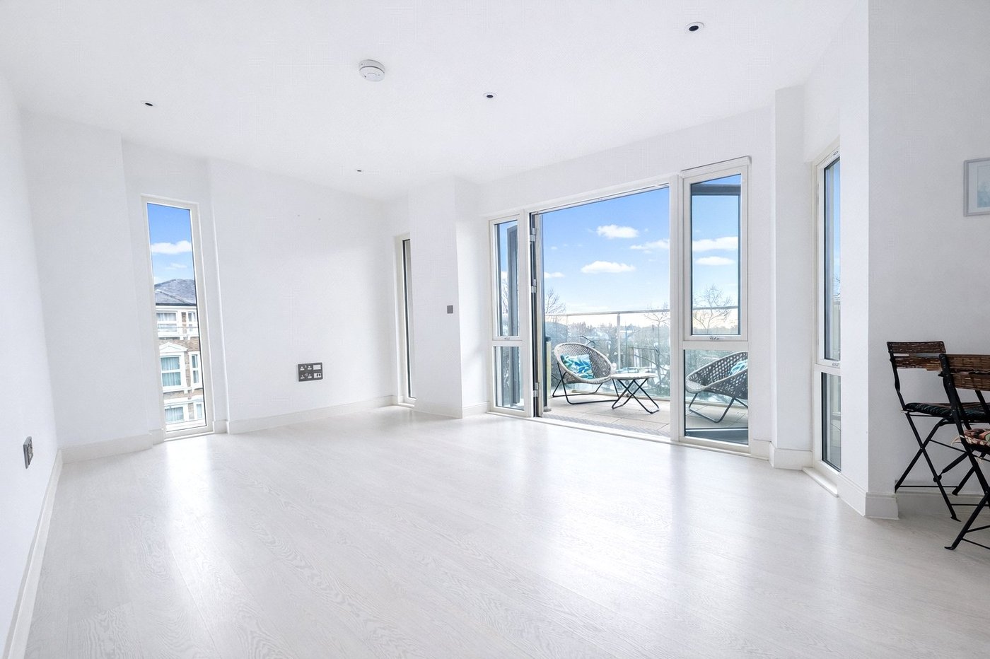 3 bedroom property for sale in Middleton Way | Robinson Jackson