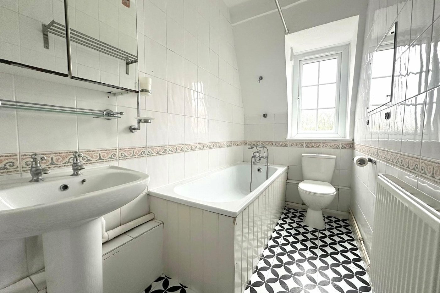 1 bedroom property for sale in London | Robinson Jackson