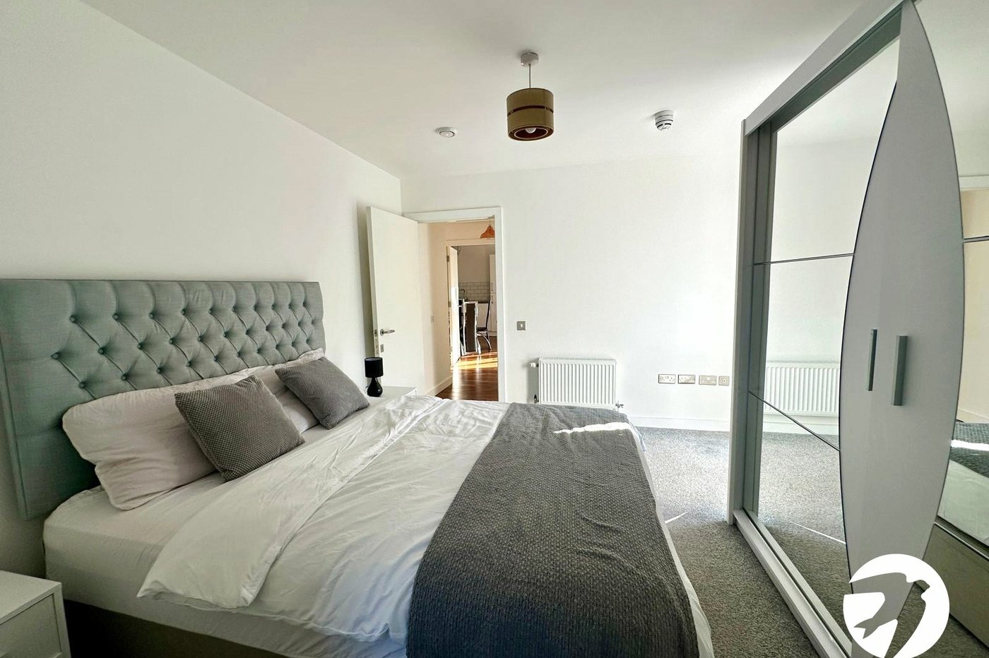 2 bedroom property for sale in London | Robinson Jackson