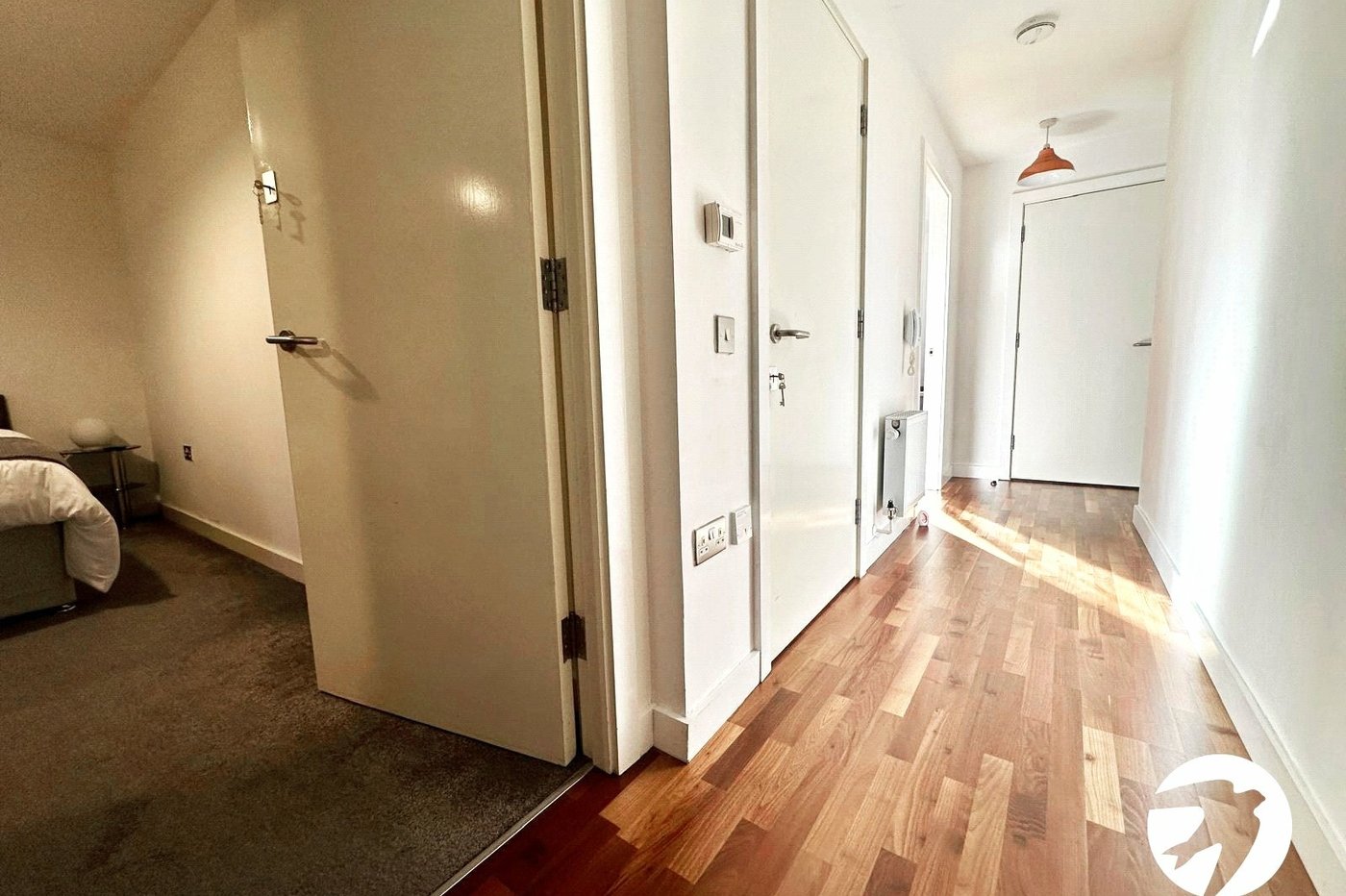 2 bedroom property for sale in London | Robinson Jackson