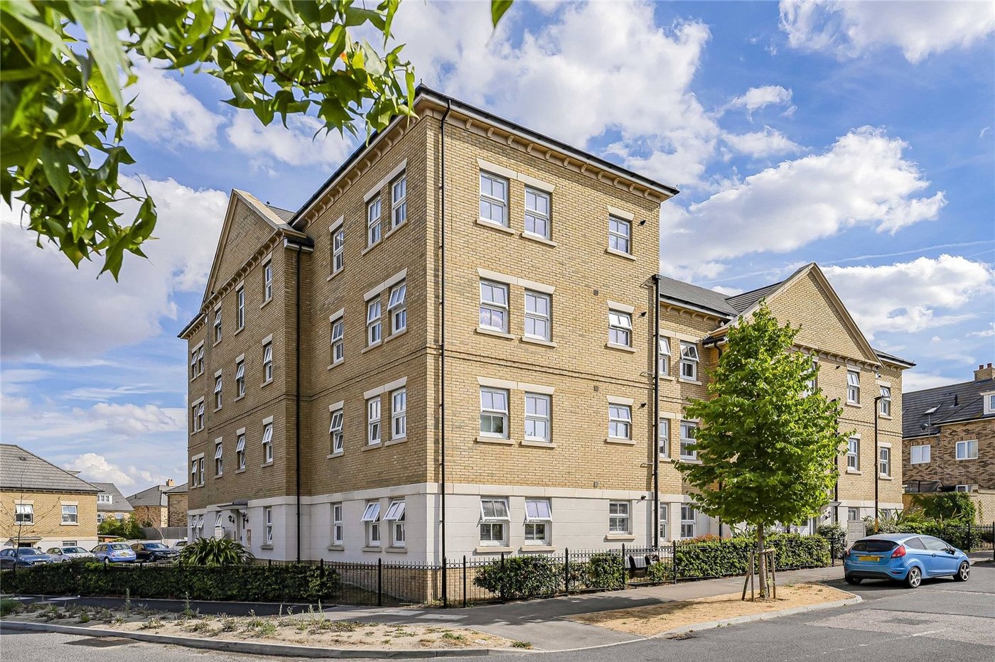 2 bedroom property for sale in Weldon | Robinson Jackson