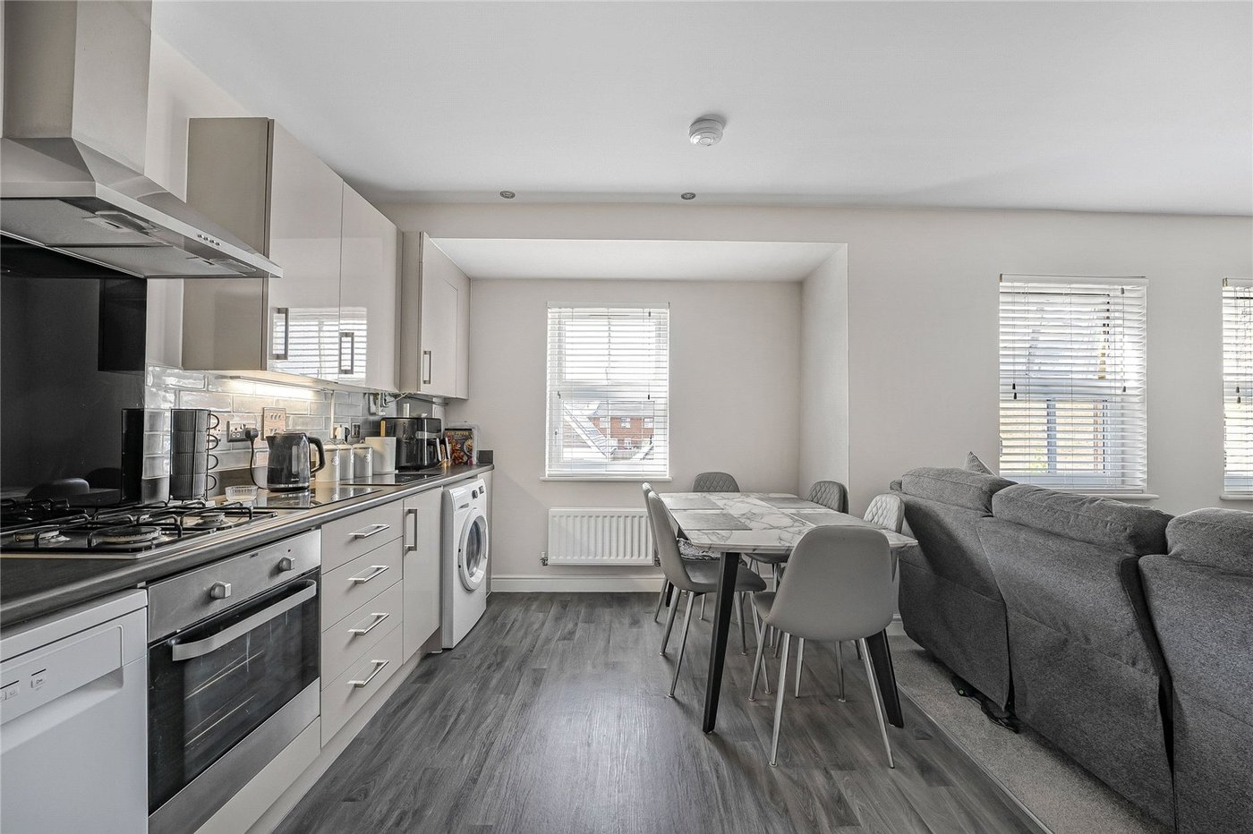 2 bedroom property for sale in Weldon | Robinson Jackson