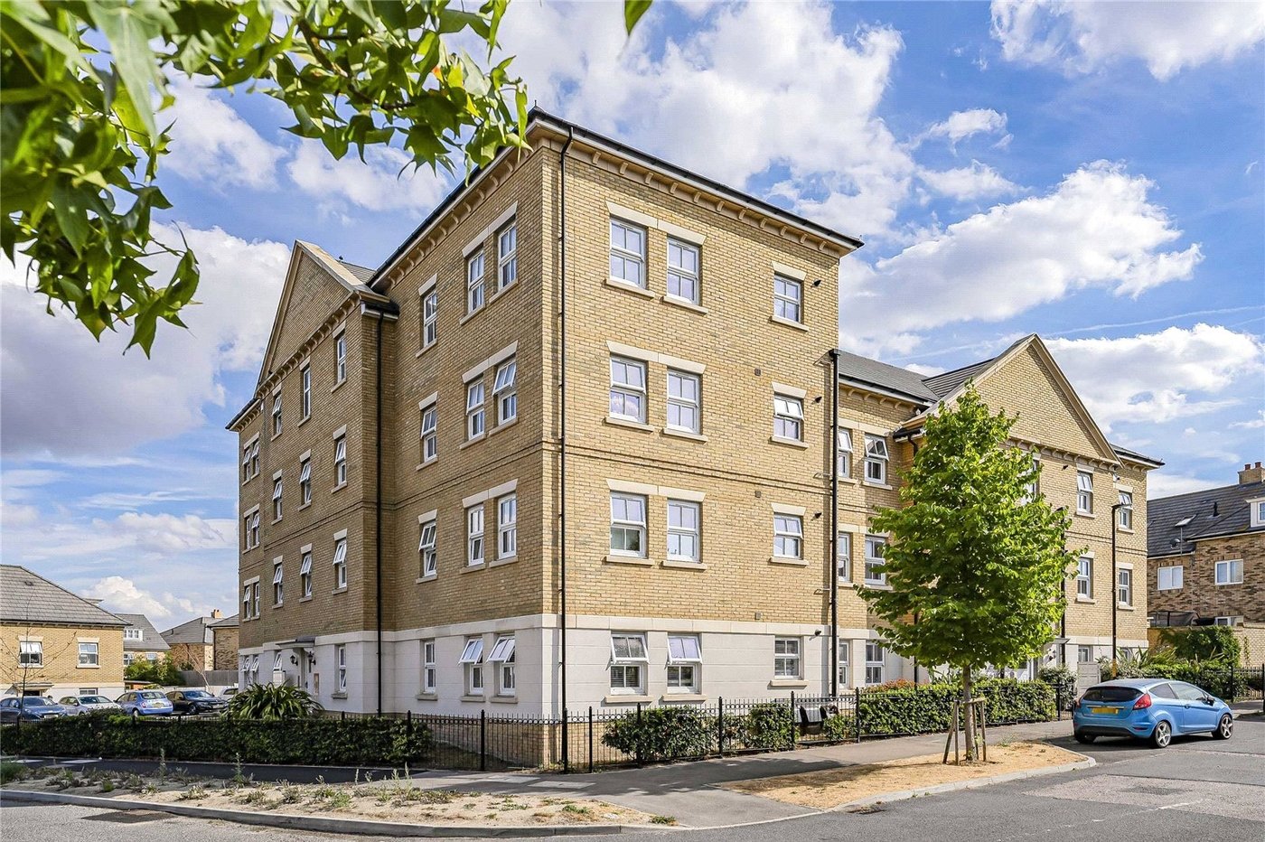 2 bedroom property for sale in Weldon | Robinson Jackson