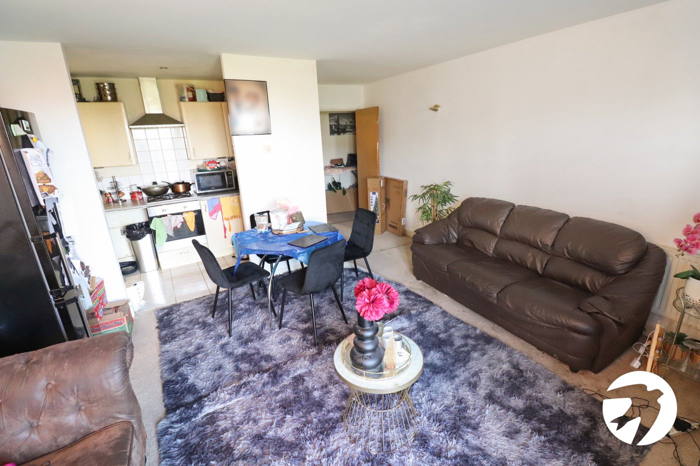 2 bedroom property for sale in London | Robinson Jackson