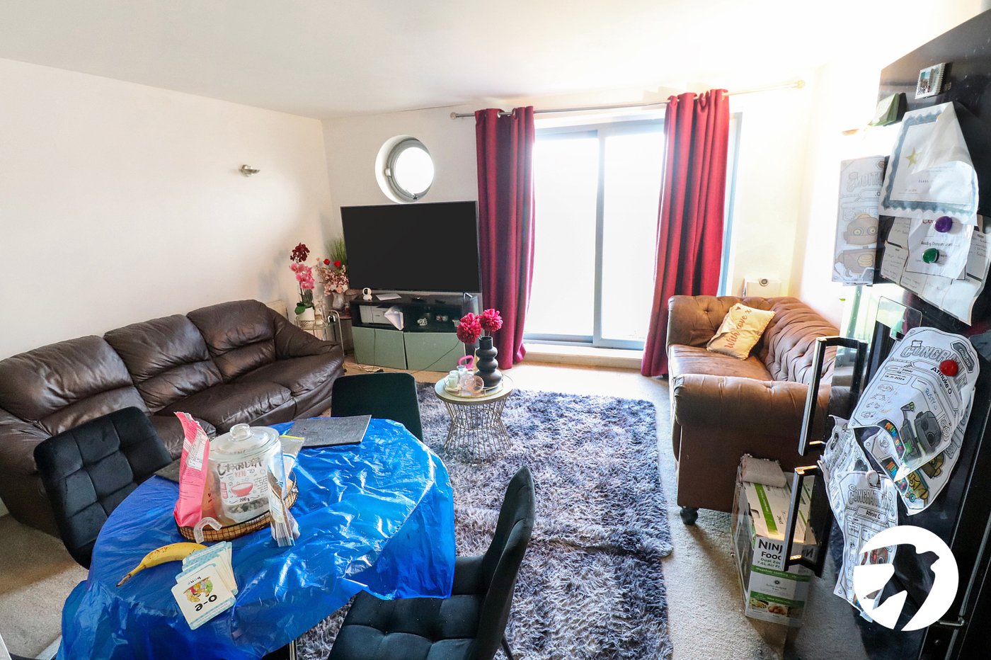 2 bedroom property for sale in London | Robinson Jackson