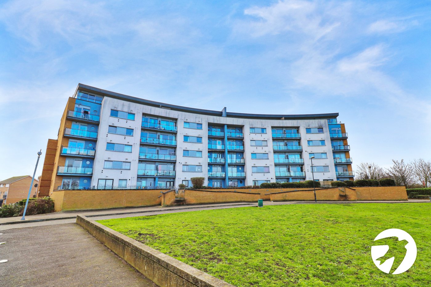 2 bedroom property for sale in London | Robinson Jackson