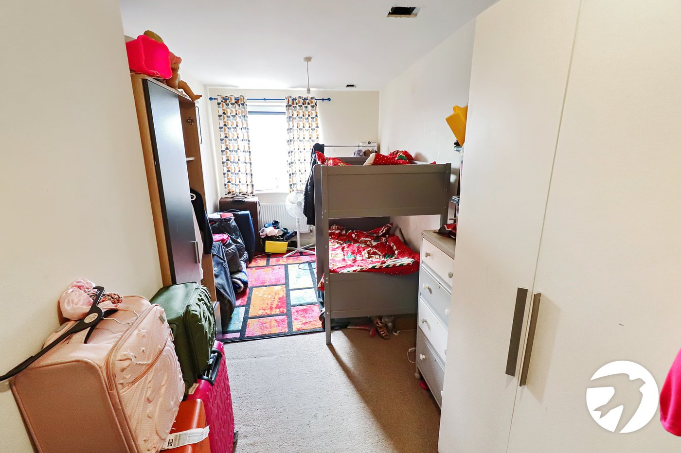 2 bedroom property for sale in London | Robinson Jackson