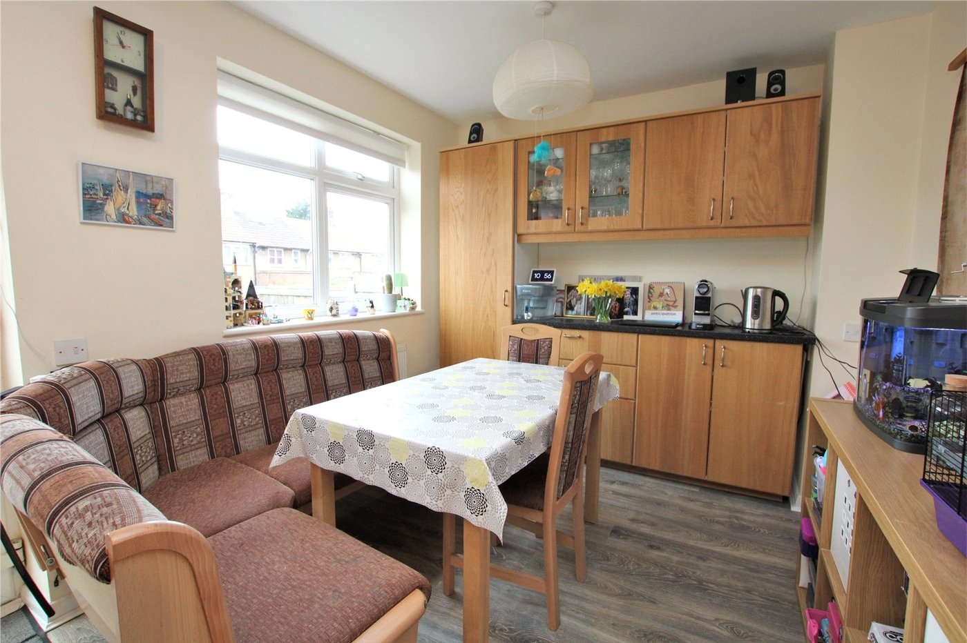 3 bedroom house for sale in London | Robinson Jackson