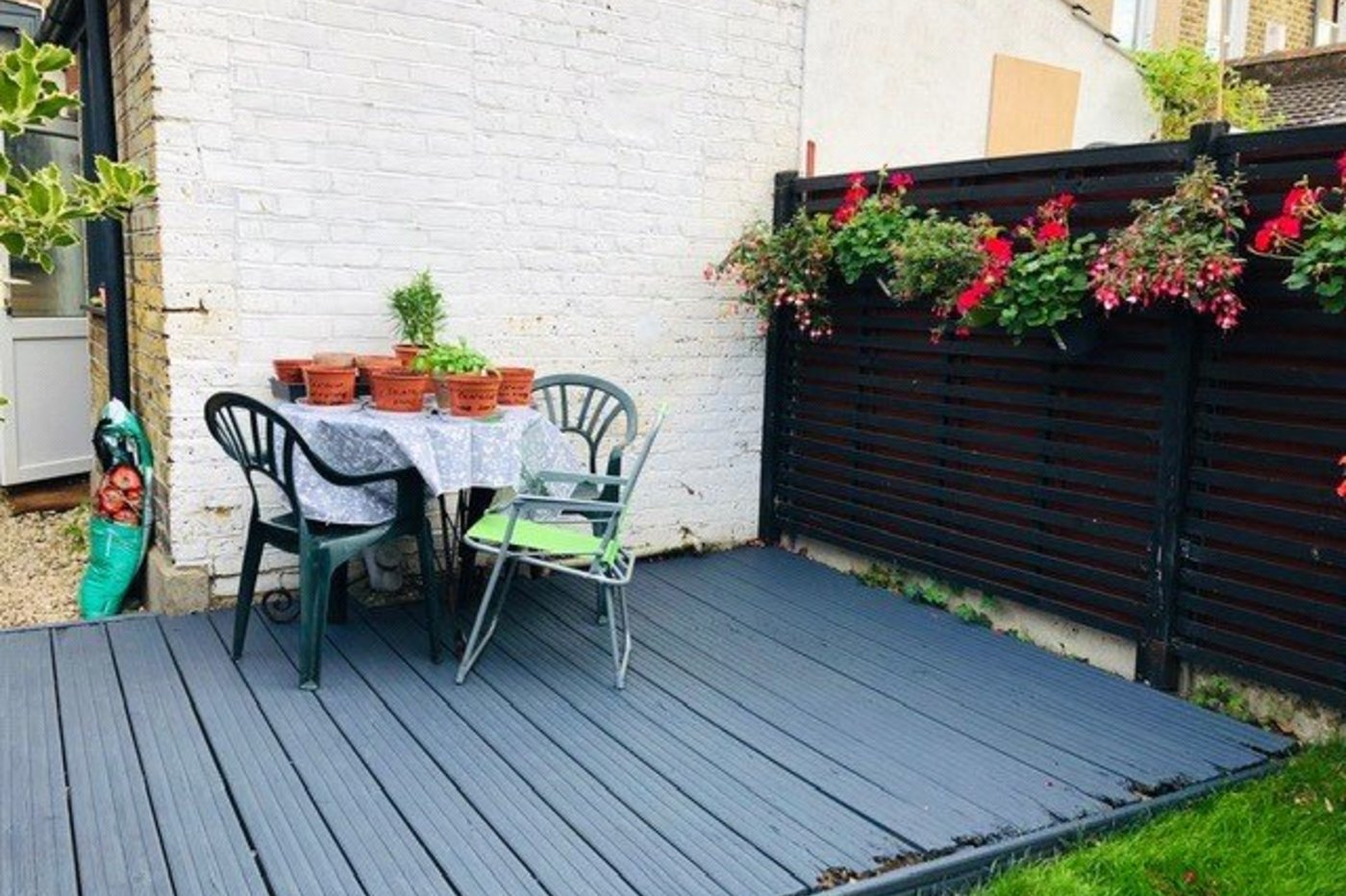 2 bedroom house for sale in Plumstead Common | Robinson Jackson