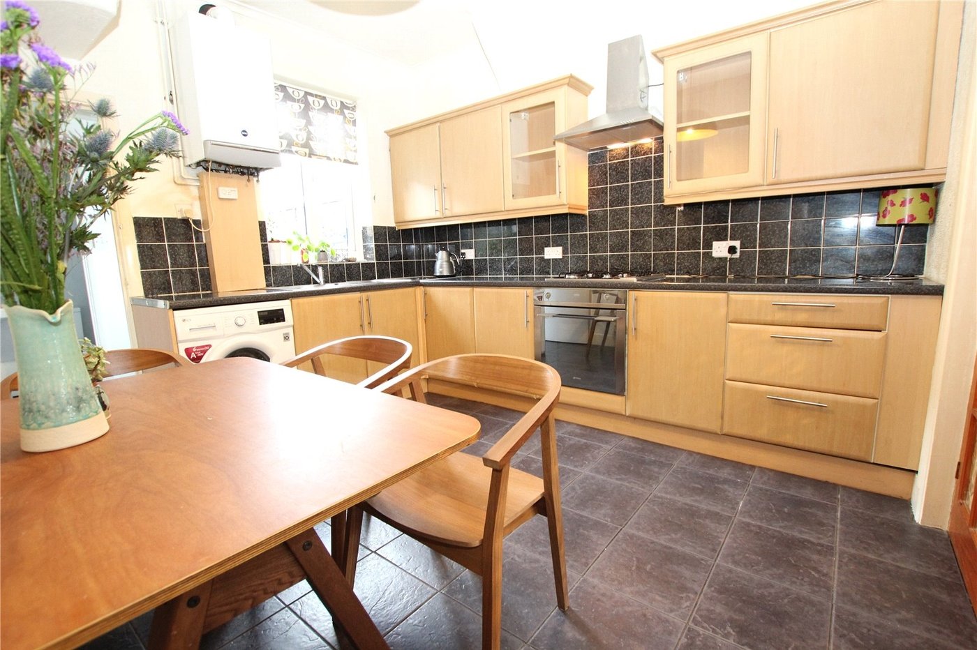 2 bedroom house for sale in Plumstead Common | Robinson Jackson