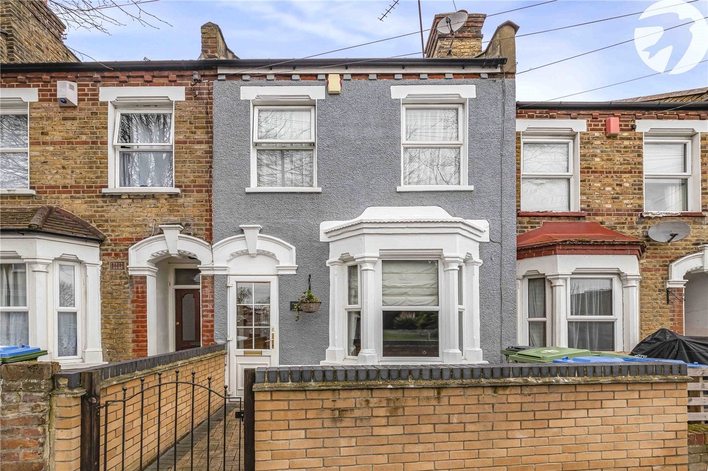 2 bedroom house for sale in Plumstead Common | Robinson Jackson