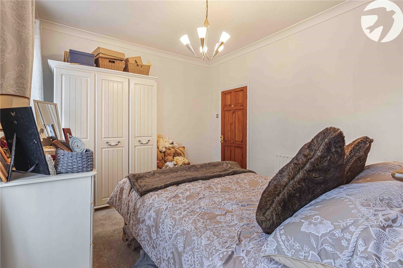 2 bedroom house for sale in Plumstead Common | Robinson Jackson