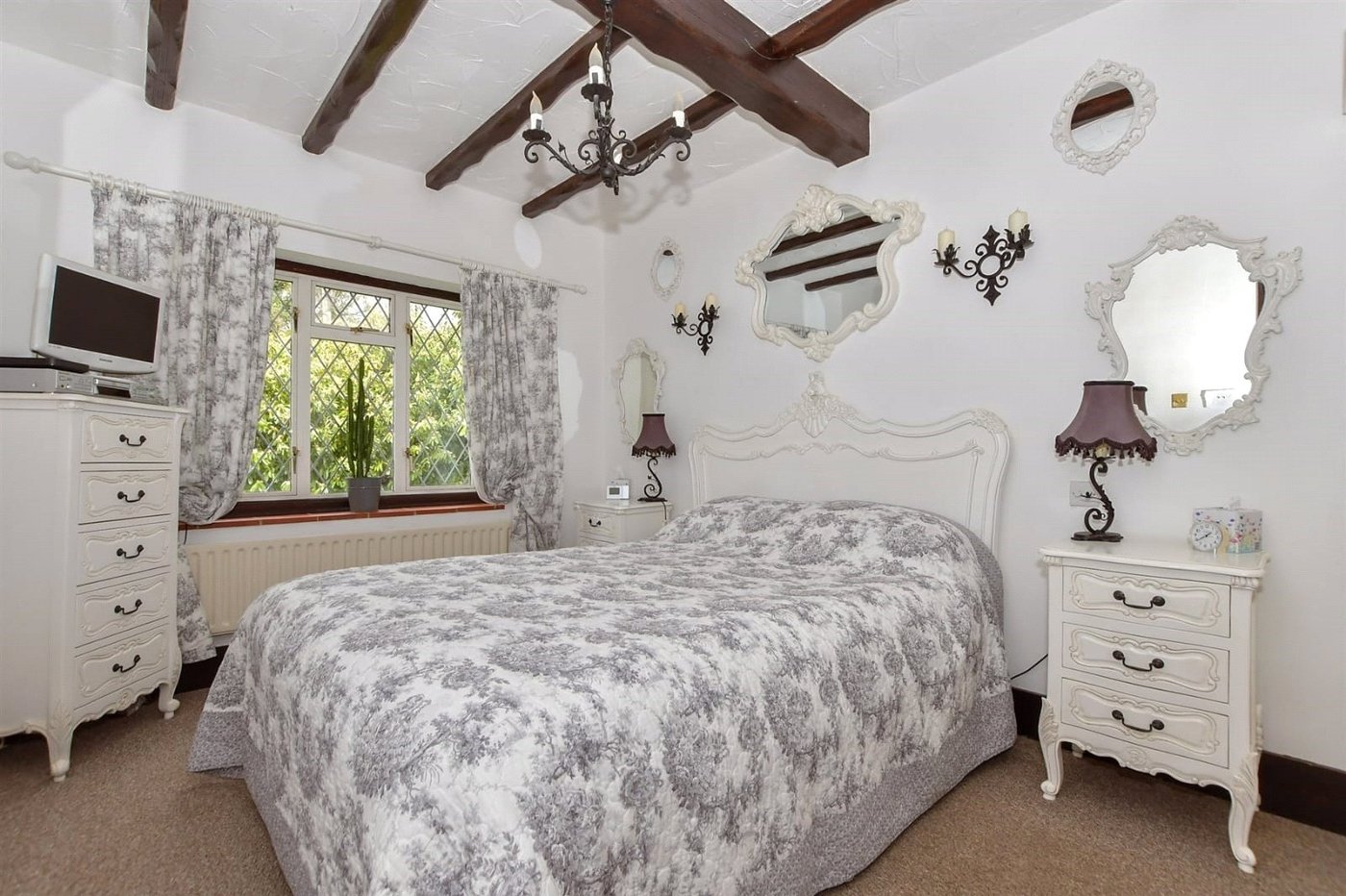 3 bedroom bungalow for sale in West Kingsdown | Robinson Jackson
