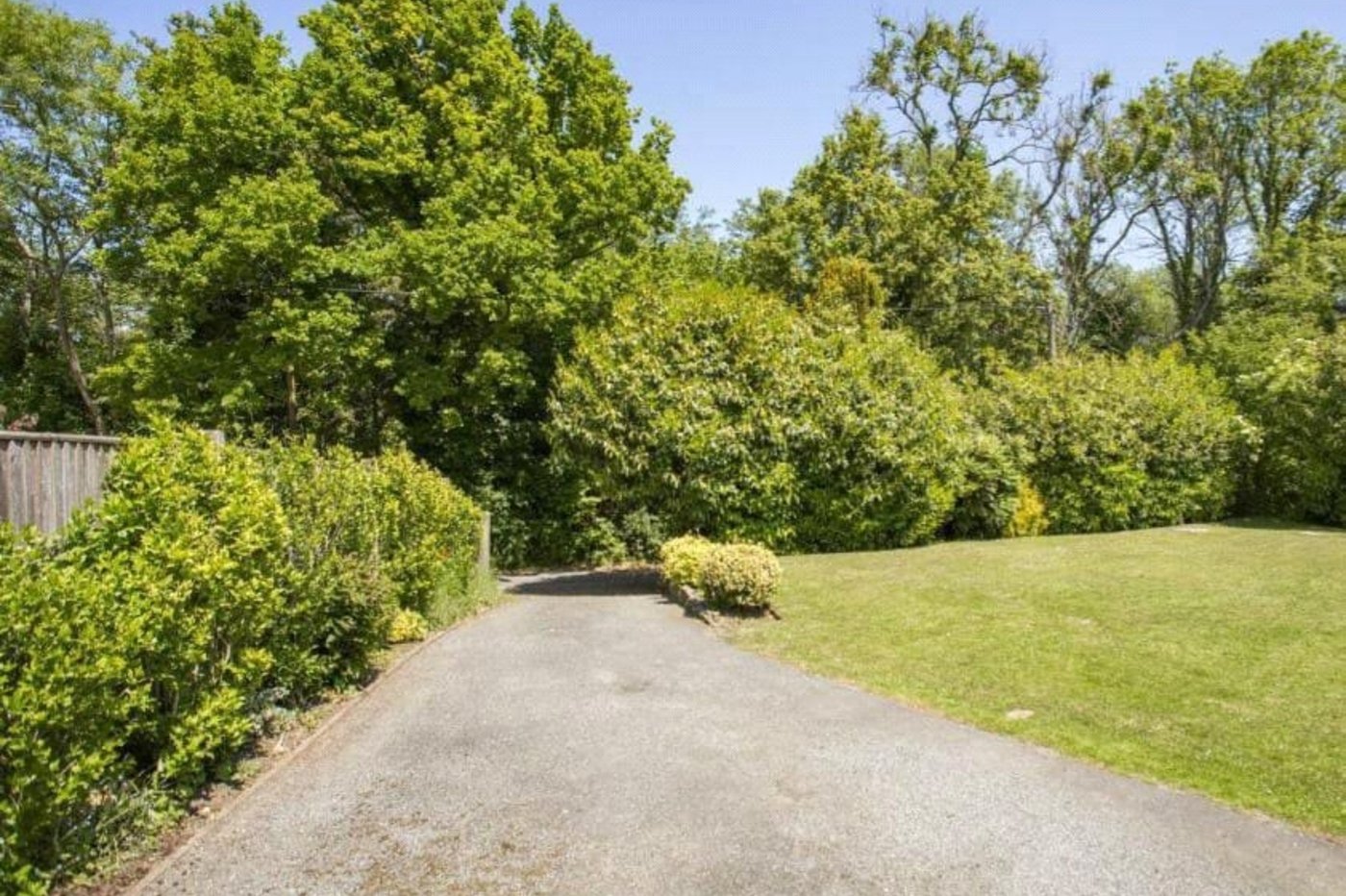 3 bedroom bungalow for sale in West Kingsdown | Robinson Jackson