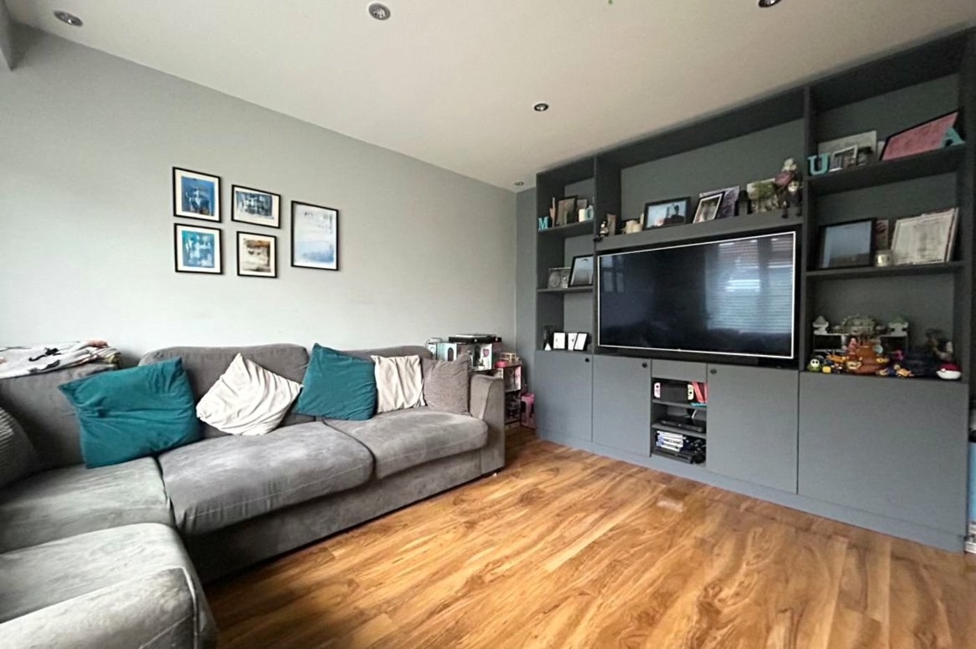 3 bedroom house for sale in Wayfield | Robinson Michael & Jackson