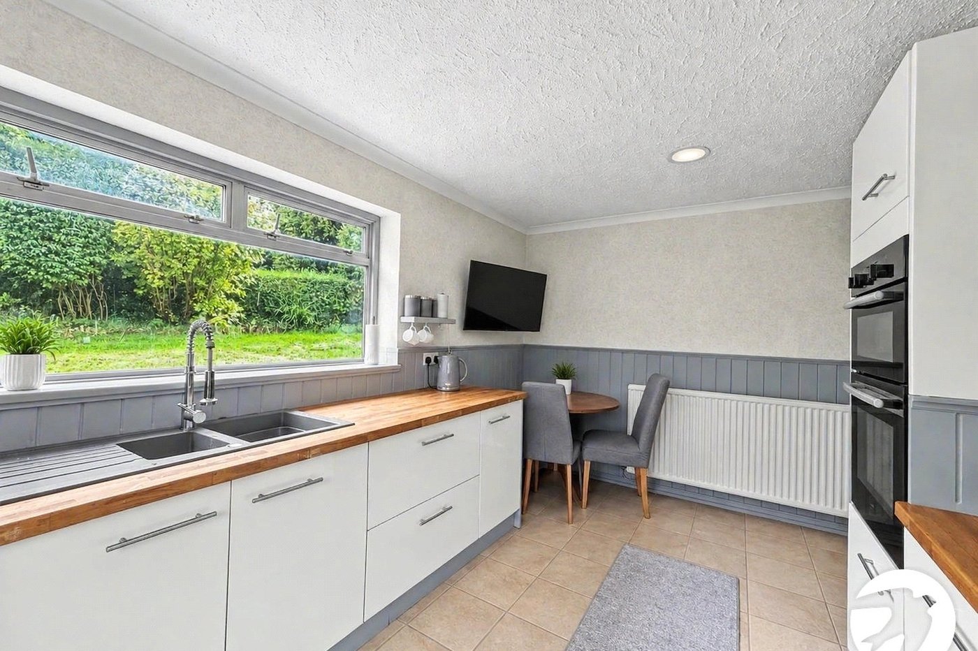 3 bedroom bungalow for sale in Blue Bell Hill | Robinson Michael & Jackson