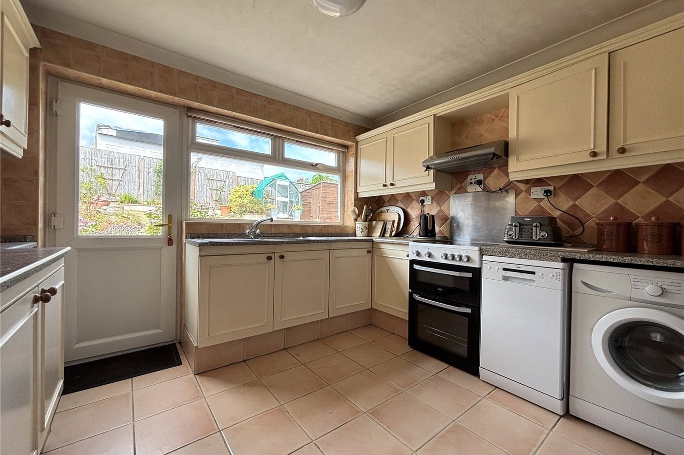 3 bedroom bungalow for sale in Chatham | Robinson Michael & Jackson