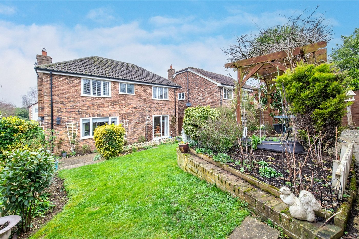 4 bedroom house for sale in Sandling | Robinson Michael & Jackson