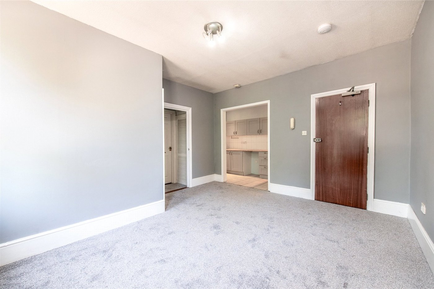 1 bedroom property for sale in Maidstone | Robinson Michael & Jackson