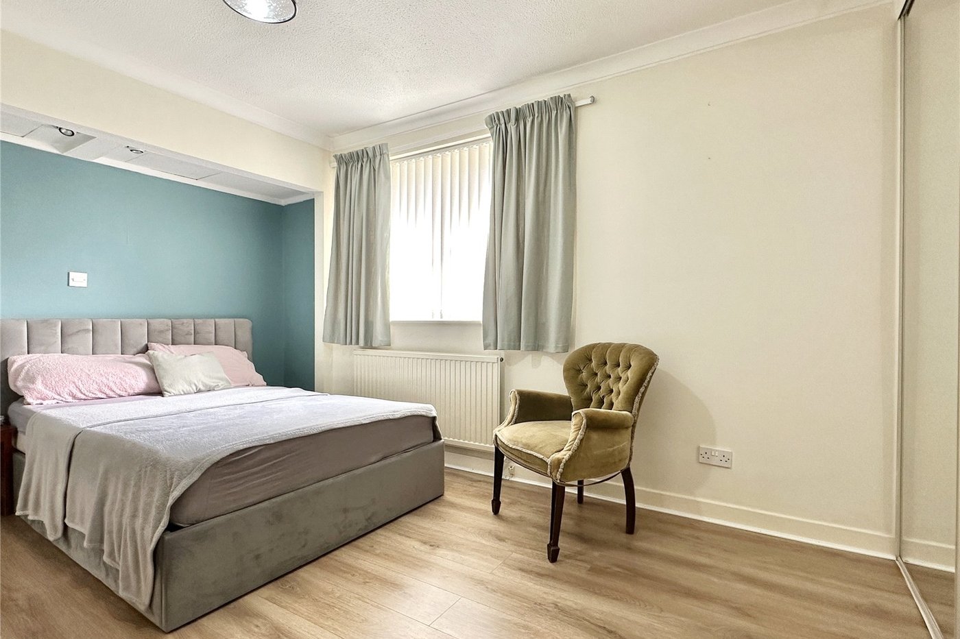 4 bedroom house for sale in Hextable | Robinson Jackson