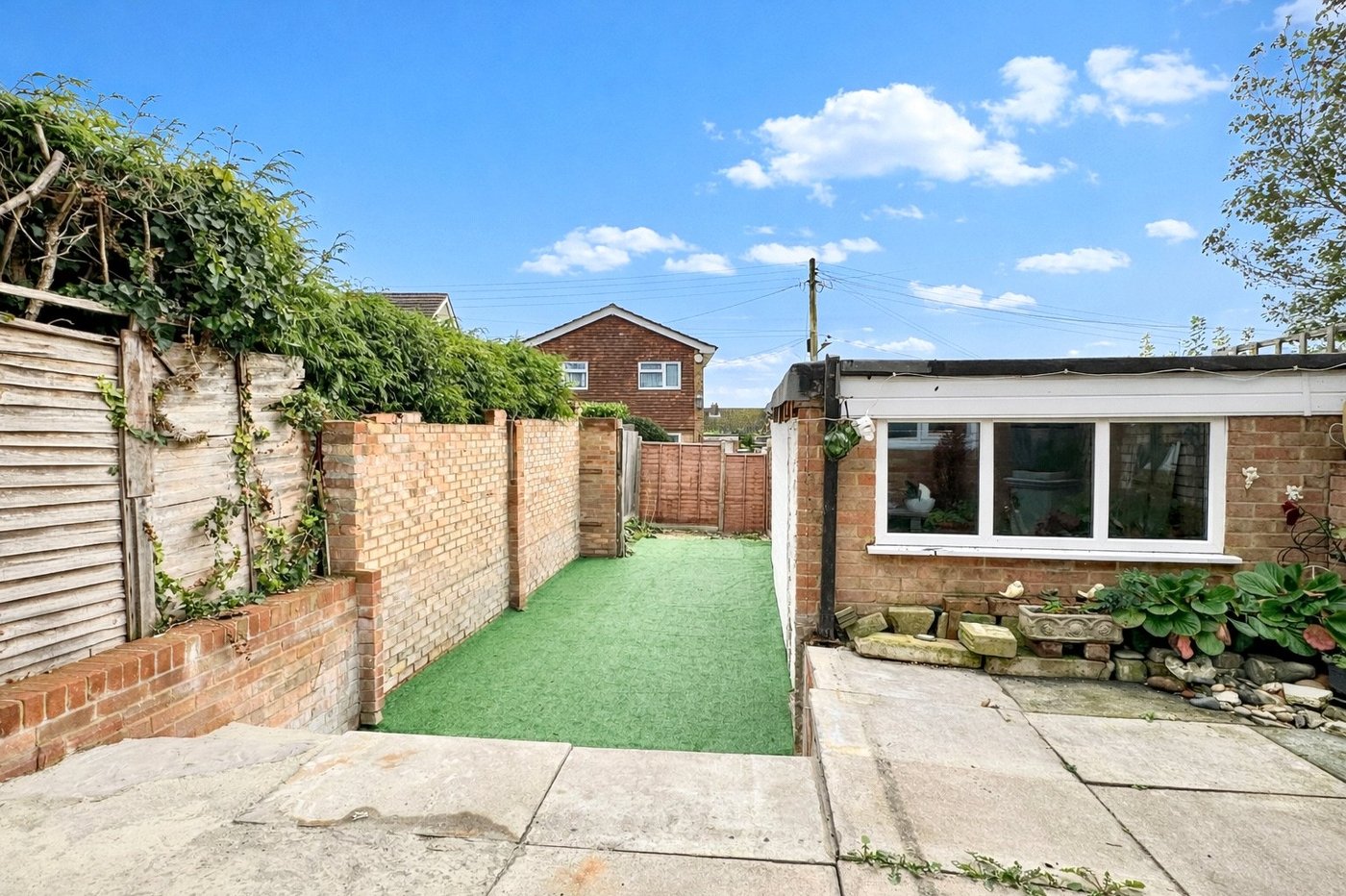 4 bedroom house for sale in Hextable | Robinson Jackson