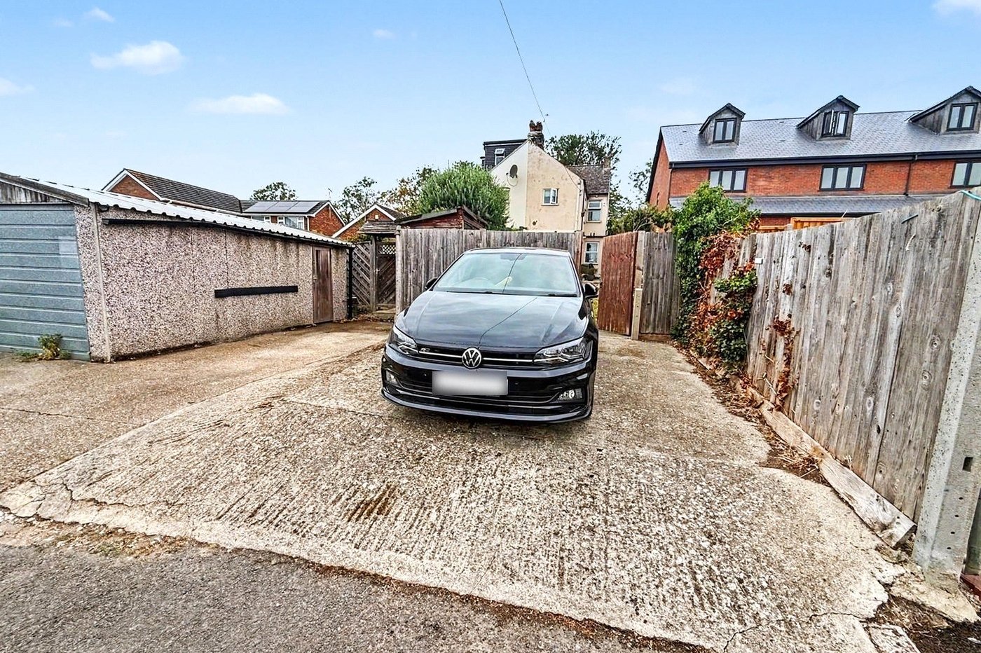 3 bedroom house for sale in Hextable | Robinson Jackson