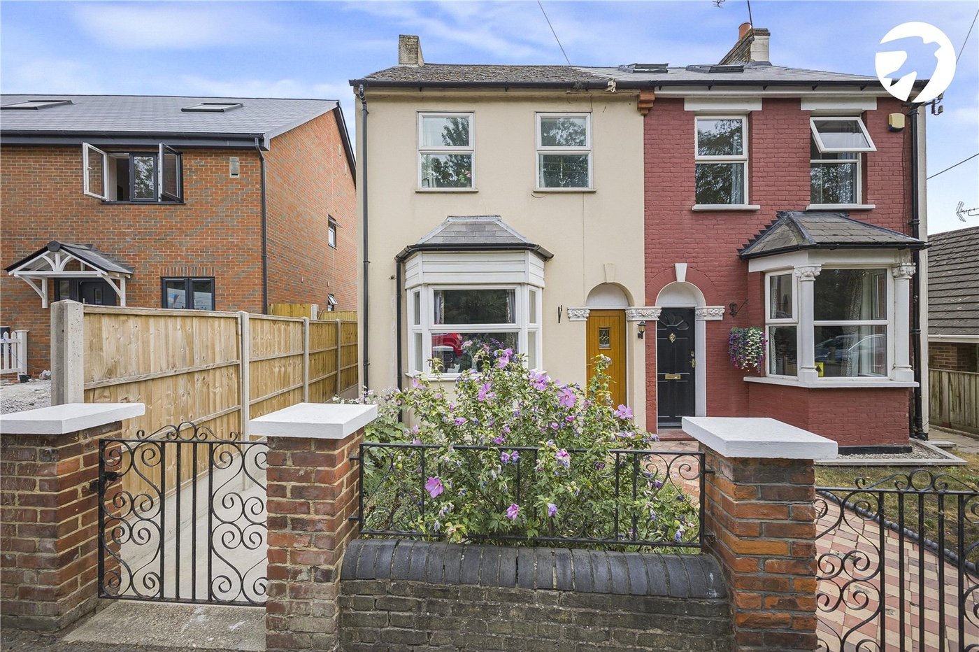 3 bedroom house for sale in Hextable | Robinson Jackson