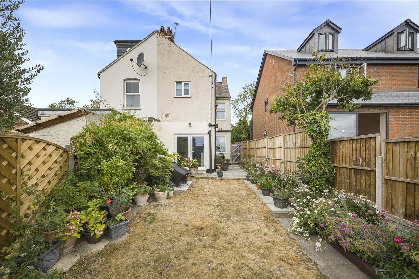 3 bedroom house for sale in Hextable | Robinson Jackson
