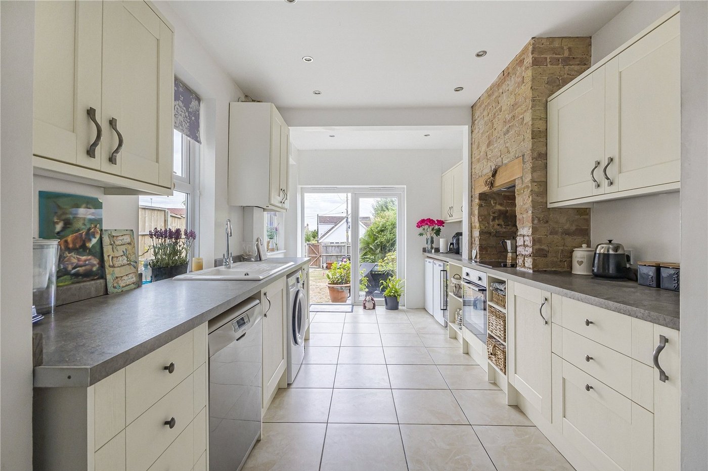 3 bedroom house for sale in Hextable | Robinson Jackson