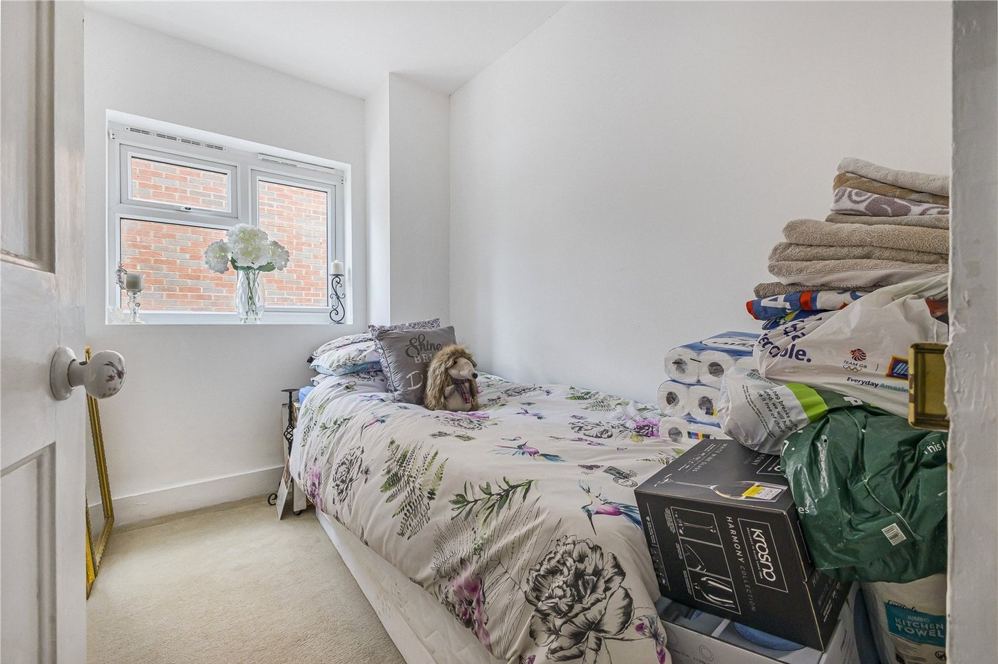 3 bedroom house for sale in Hextable | Robinson Jackson