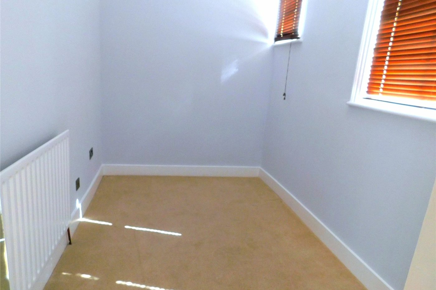 2 bedroom property for sale in Catford | Robinson Jackson