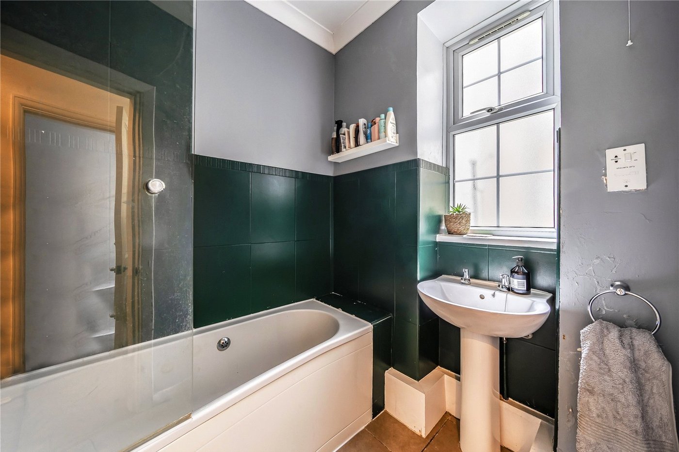 2 bedroom property for sale in Crystal Palace Park Road | Robinson Jackson